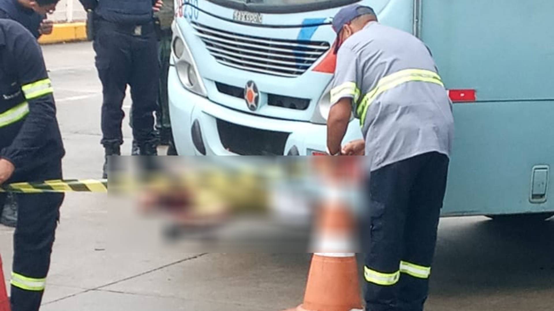 Idoso de 72 anos é atropelado por ônibus em área restrita de terminal em Fortaleza; câmeras serão analisadas