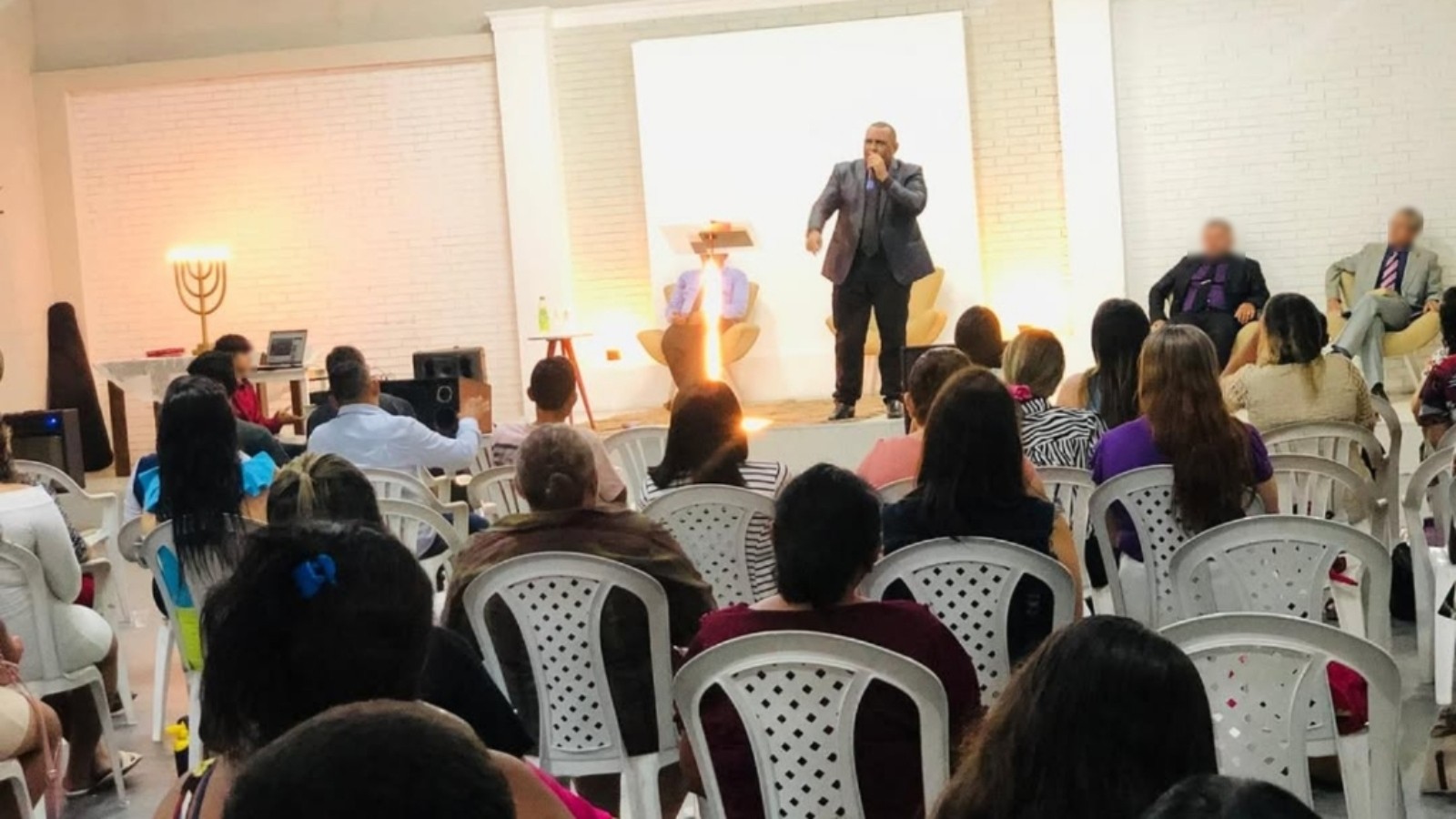 Falsas “curas” e ameaças de doença: pastor é preso em Fortaleza suspeito de abusar de fiéis