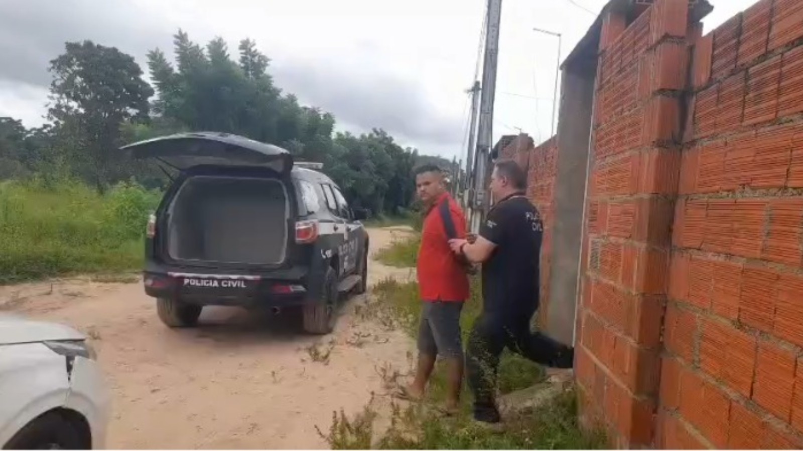 Homem é preso no Ceará após ameaçar matar filhos e ex para forçar reconciliação
