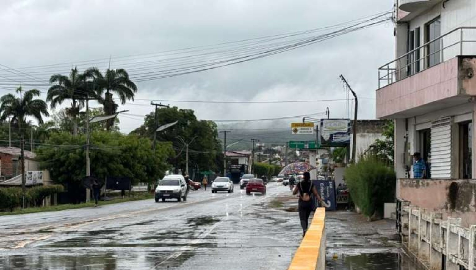 Ceará em alerta: 150 cidades sob risco de chuvas intensas e ventos de até 60 km/h até terça (12)