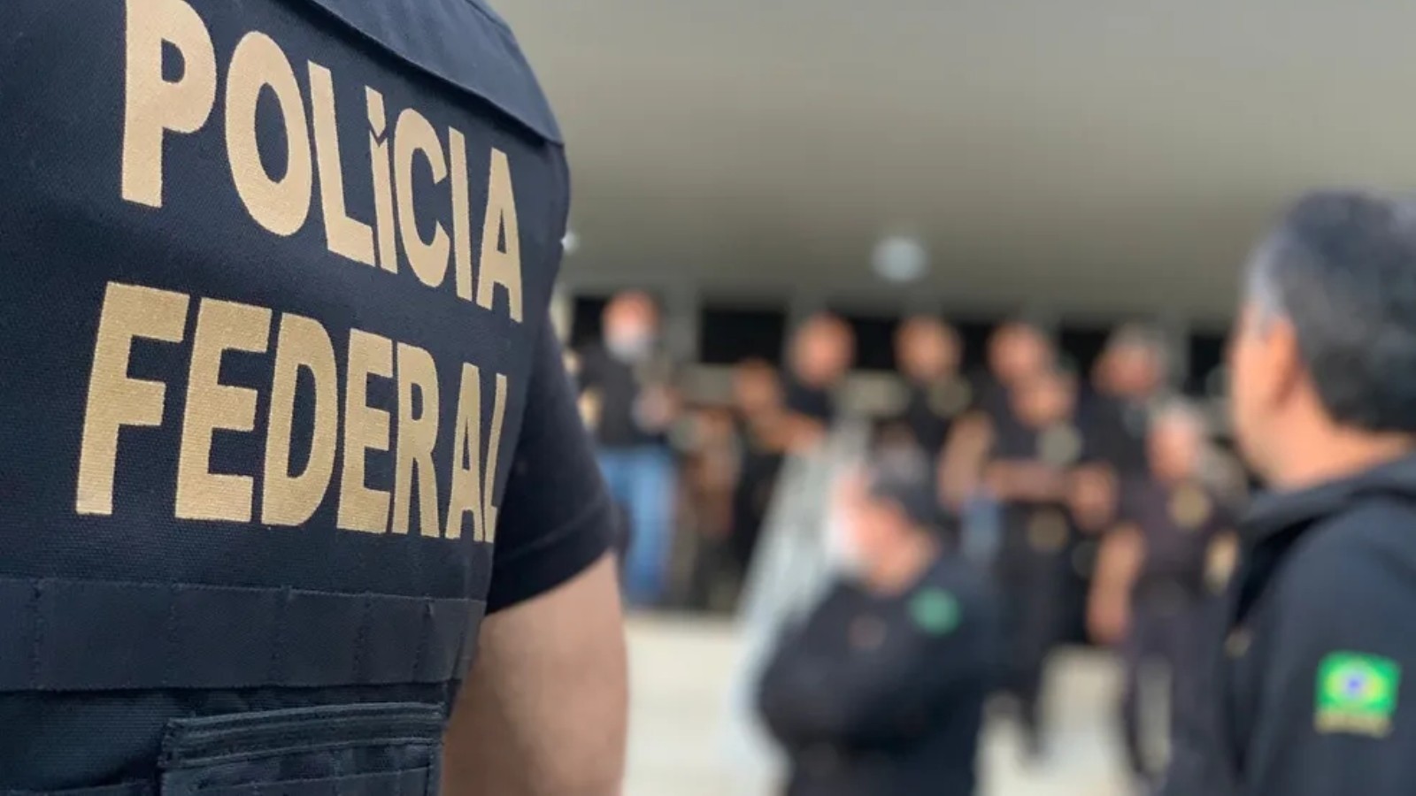 PF cumpre 7 mandados em 3 cidades do Ceará por suspeita de fraudes em licitações e desvio de recursos federais