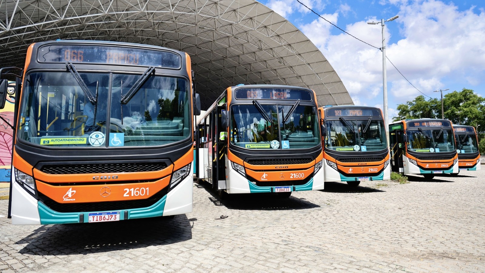 Halleluya 2026: ônibus extras e linha gratuita entre Arena Castelão e CEU para público de 1 milhão em Fortaleza