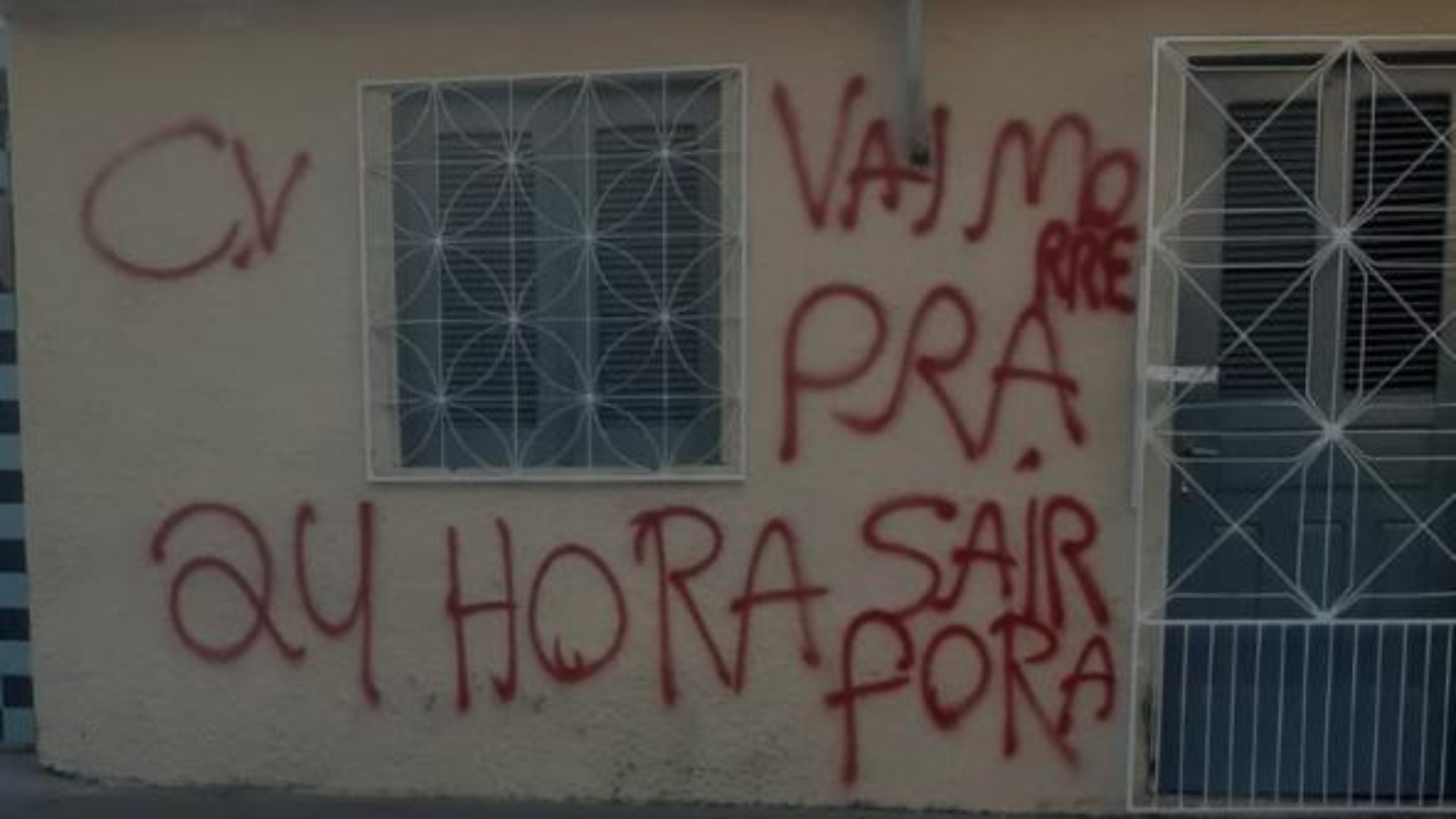 Polícia prende 5 suspeitos de expulsar moradores após pichações com ameaças em Tianguá