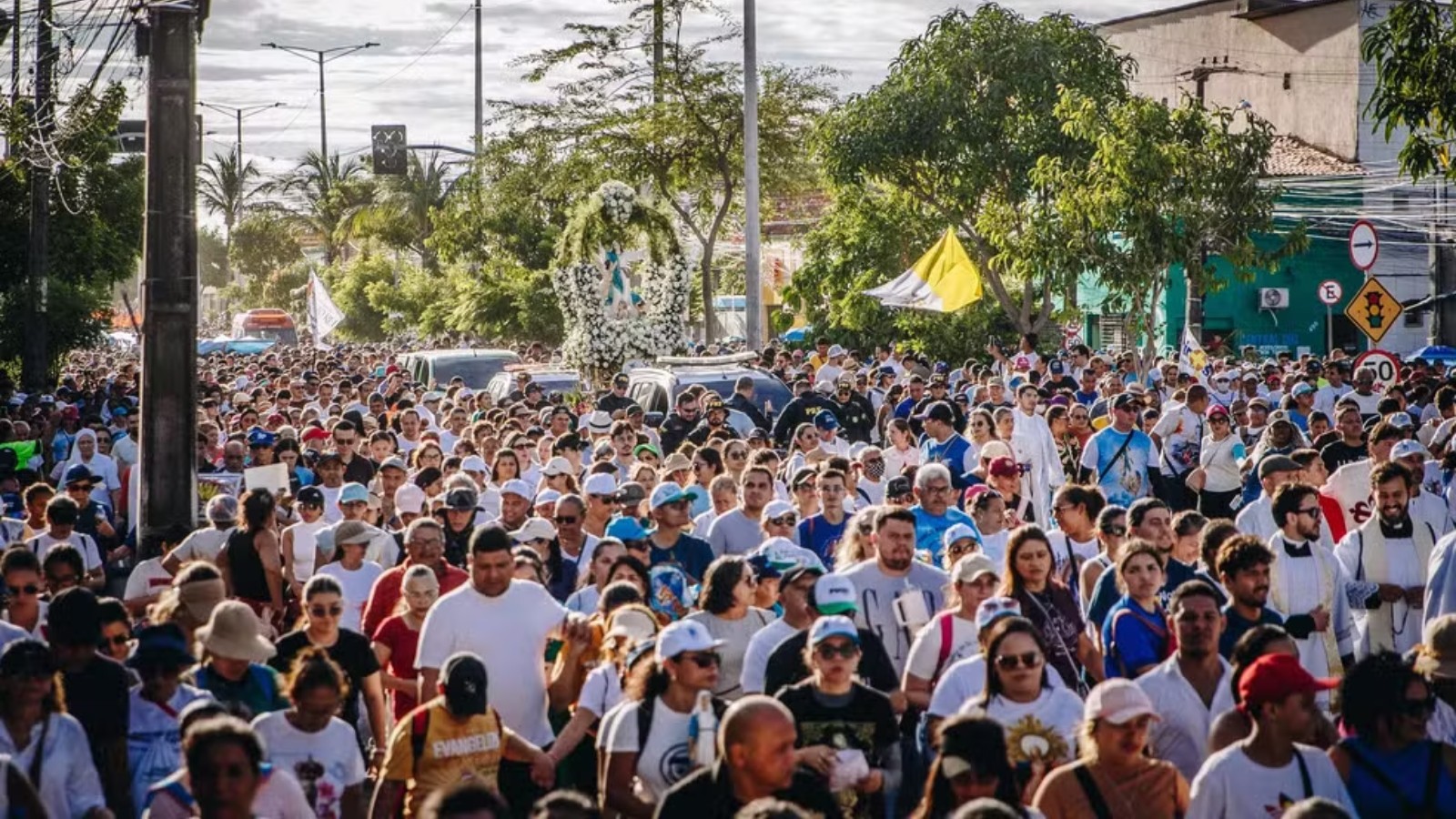 Feriado no sábado? Veja o que abre e o que fecha em Fortaleza no Dia de Nossa Sra. da Assunção
