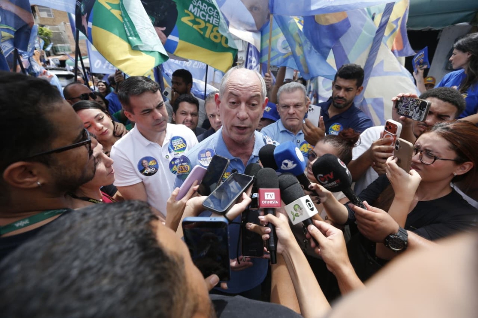 Ciro promete mutirão para emitir laudos e apoiar acesso de pessoas atípicas ao BPC no Ceará