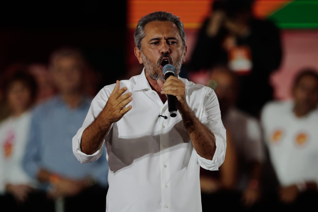 Como os cearenses avaliam Elmano hoje? 49% aprovam e 38% desaprovam, aponta Quaest