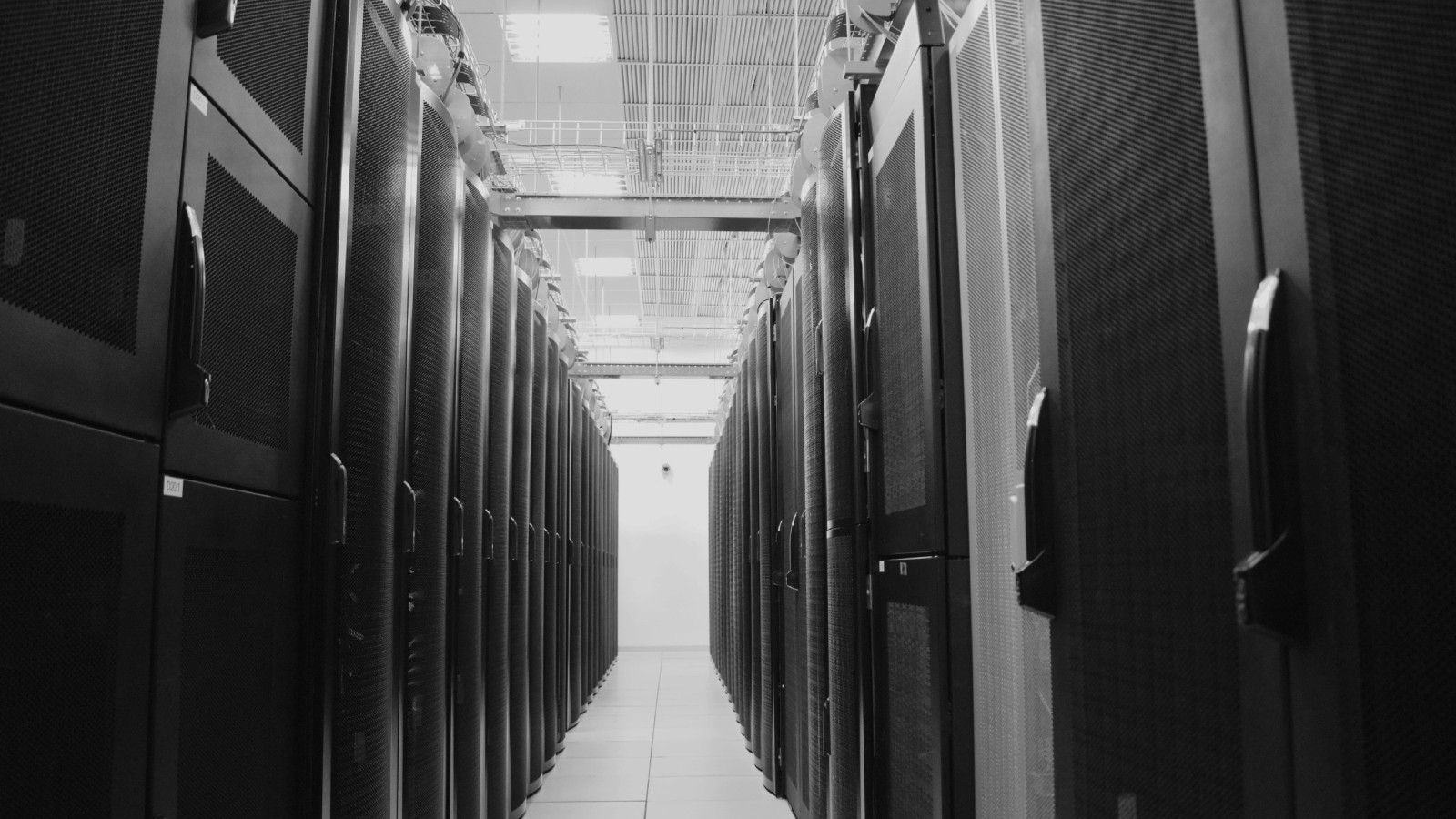 MPF e DPU recorrem à Justiça para exigir consulta a indígenas sobre data center do TikTok no Ceará